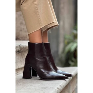 Nişantaşı Shoes Juanita Kahve Raşel Rustik Desen Fermuar Detay Kadın Topuklu Bot