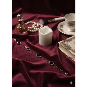 Silver Renk Siyah Taşlı Yonca Model Paslanmaz Çelik Bileklik Şans Bilekliği