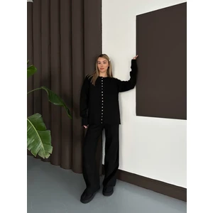 Önden Düğmeli Dökümlü Triko Ikili