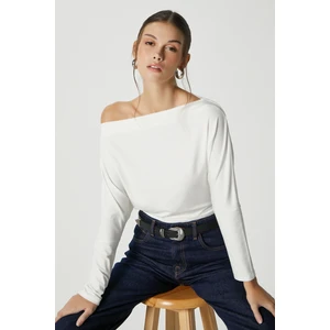 Kadın Grace Asimetrik Omuz Detay Ekru Bluz