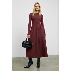 PANI Kadın Maxi Boy Etek Kısmı Dokuma Poplin Kloş Üst Kısmı Esnek Viskon Elastan Şık Bordo Elbise