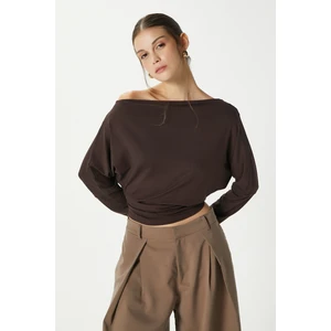 Kadın Grace Asimetrik Omuz Detay Kahverengi Bluz