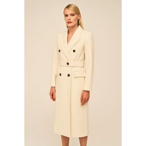 Krem Düğme Detaylı Kuşaklı Uzun Kaban