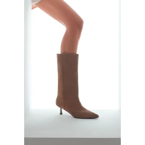 Kadın Bej İnce Topuklu Süet Deri Çizme 25AFD490510