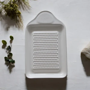 Porselen Kare Bebek Sebze Meyve Püre Yapıcı Elma Rendesi Mama Rendesi