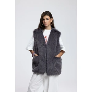 Plush Antrasit Yelek