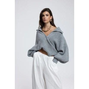 Livia Füme Yakalı Kazak