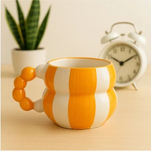 Katmerli Boncuk Kulp Turuncu Şerit Desenli El Işlemeli Seramik Kupa