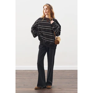 Oversıze Çizgili Sweatshırt Siyah