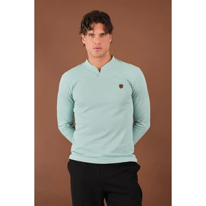 V Yaka Yırtmaç Detaylı Uzun Kollu T-Shirt