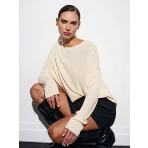 10804 Kayık Yaka Dökümlü Triko Kazak-Krem