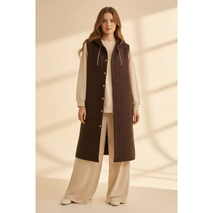 Düğme Detaylı Kapüşonlu Kapitone Yelek 110CM