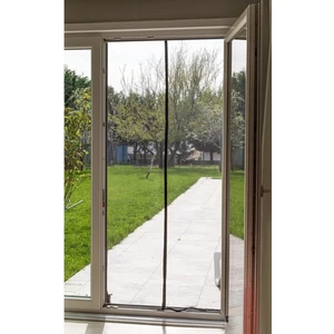 Mıknatıslı Balkon Kapı Sinekliği 75X210CM Siyah