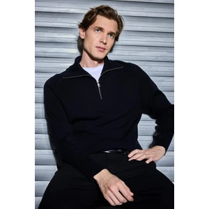 Standart Fit Dik Yaka Fermuarlı Triko Kazak D4209AX24WN