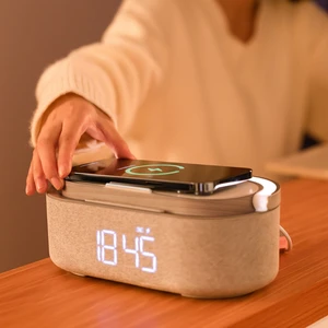 Keyif Taşınabilir Bluetooth Hoparlör Saat Wireless Şarj Cihazı