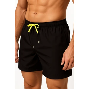 Erkek Astarlı Fermuarlı Çift Cepli Deniz Şortu Siyah Regular Fit