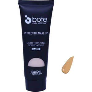 Makeup Fondöten Light Diffusing 03