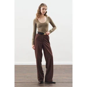 Pile Detaylı Düz Kesim Pantolon Acı Kahve