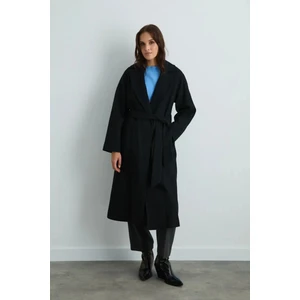 Klasik Yün Manto - Siyah