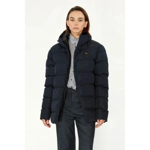 İçi Astarlı Su ve Rüzgar Geçirmez Cepli Kapüşonlu Kadın Mont