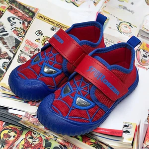 Örümcek Adam Desenli Dışarı ve Içeri Panduf Hava Alan Ayakkabı