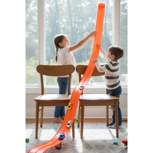 Flex Track Yarış Pisti Vantuzlu 4.5 Metre 1:64 Ölçek Tüm Arabalara Uyumlu