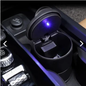 Extra Market Skoda Superb Uyumlu Mavi Işıklı Oto Küllük – Kapaklı, Kumbara Özellikli, Koku Geçirmez Tasarım