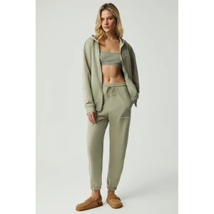 Carrolıne Kadın Nakış Işlemeli Relaxed Dar Paça Organik Pamuk Gri Eşofman Altı