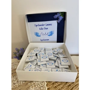 Öğretmenler Günü Hediye Isme Özel 40 Adet Çikolata-Kutulu