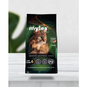 Kısırlaştırılmış Somonlu Kısır Kedi Maması 12 kg