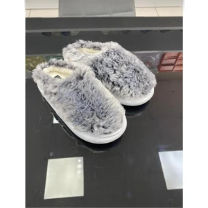 Peluş Kadın Yumuşak Kaymaz Taban Ev Terliği