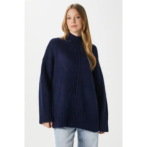 Kadın Wonder Yumuşacık Dik Yaka Lacivert Yırtmaçlı Oversize Triko Kazak