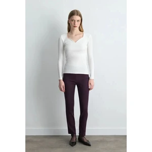 Kalp Yaka Pamuk Bluz - Ekru