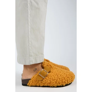 Suzen Kadın Hakiki Deri Kemerli Tedy Hardal Terlik