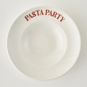 Bella Maison New Year Yılbaşı Makarna Tabağı Kırmızı (27 cm)