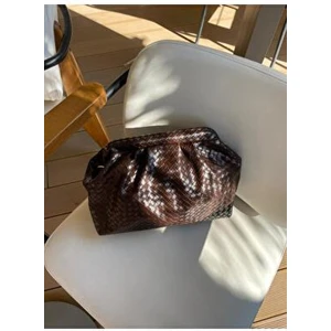 Senza Vedere Glow Örgü Detaylı Kadın Çantası Suni Deri Şık Tasarım ve Ergonomik Kullanım