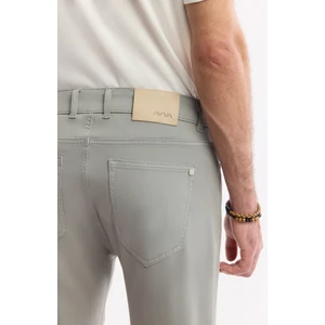 Avva Erkek Açık Haki Klasik Bel Soft Touch Pamuklu Slim Fit Pantolon B003038