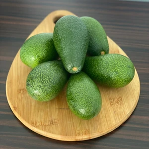 Avokado (160-200GR)