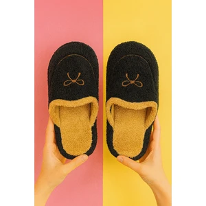 Amore Kapalı Kadın Ev Terliği Günlük Rahat Kışlık Terlik