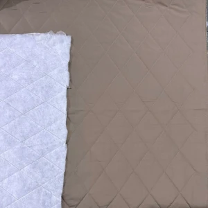 Vizon Diamond Stitch Kapitone Kumaş – Su Itici Elyaf Dolgulu Mont ve Yelek Yapımına Uygun En 145 cm