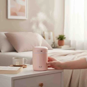 Pembe Ultrasonik Mini Nemlendirici – Renkli LED Işıklı Sessiz Buhar Makinesi USB Aromaterapi Difüzör
