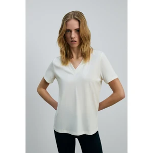 Alıne Kadın %100 Organik Pamuk Derin V Yakalı Comfort Fit Ekru T-Shirt