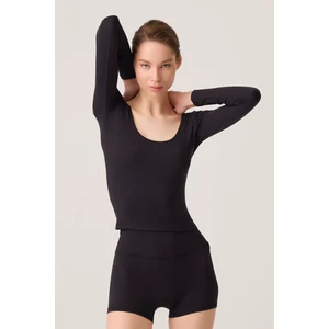 Los Ojos x Ece Siyah Uzun Kollu U Yaka Spor Bluz Scoop Neck Top