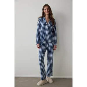 Lacivert Ekoseli Gömlek Yaka Termal Etkili Pijama Takımı