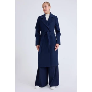 Önden Düğmeli Beli Kuşaklı Uzun Kaşe Kaban