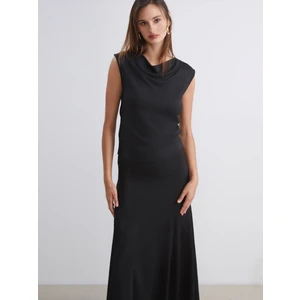 Dökümlü Yaka Dokulu Bluz