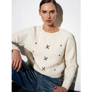 10462 Bisiklet Yaka Önü Taş Işlemeli Kazak-Ekru