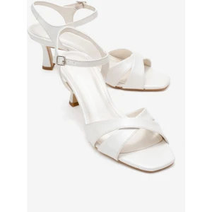 Melin Sedef Cilt Çapraz Bantlı Kadın Topuklu Ayakkabı