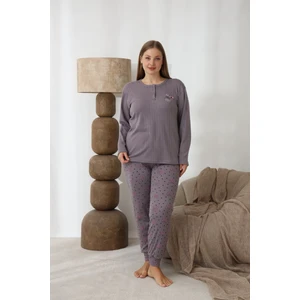 Kadın Kışlık Büyük Beden Curve Nakışlı Desenli Yakası Düğmeli Uzun Kollu Pijama Takımı