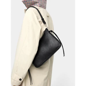 Yan Askılı Çapraz Çanta